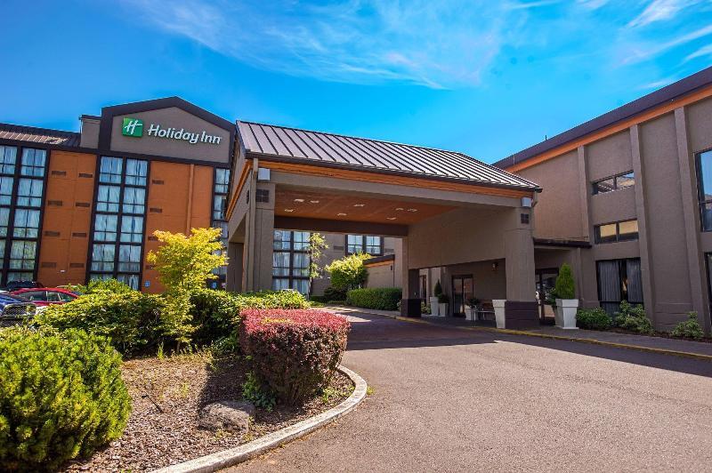 Holiday Inn Portland Wilsonville Exterior photo